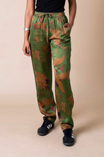 Verdant Cranes Lounge Pant